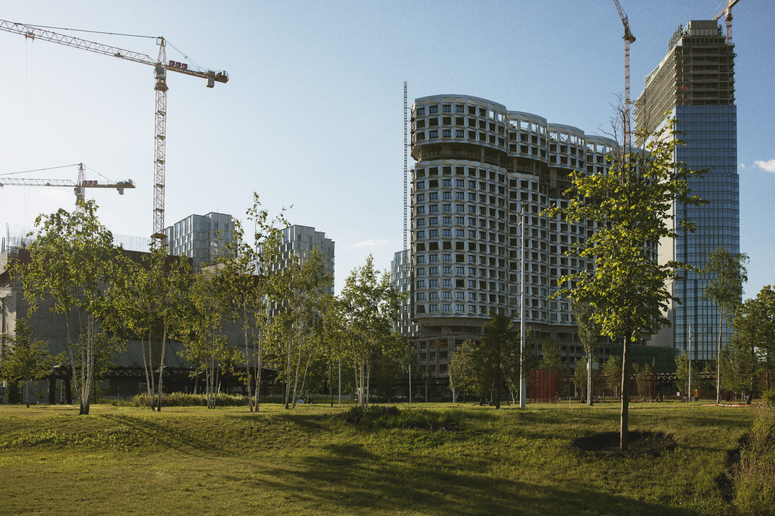 analog-city-landscape-with-buildings-daylight